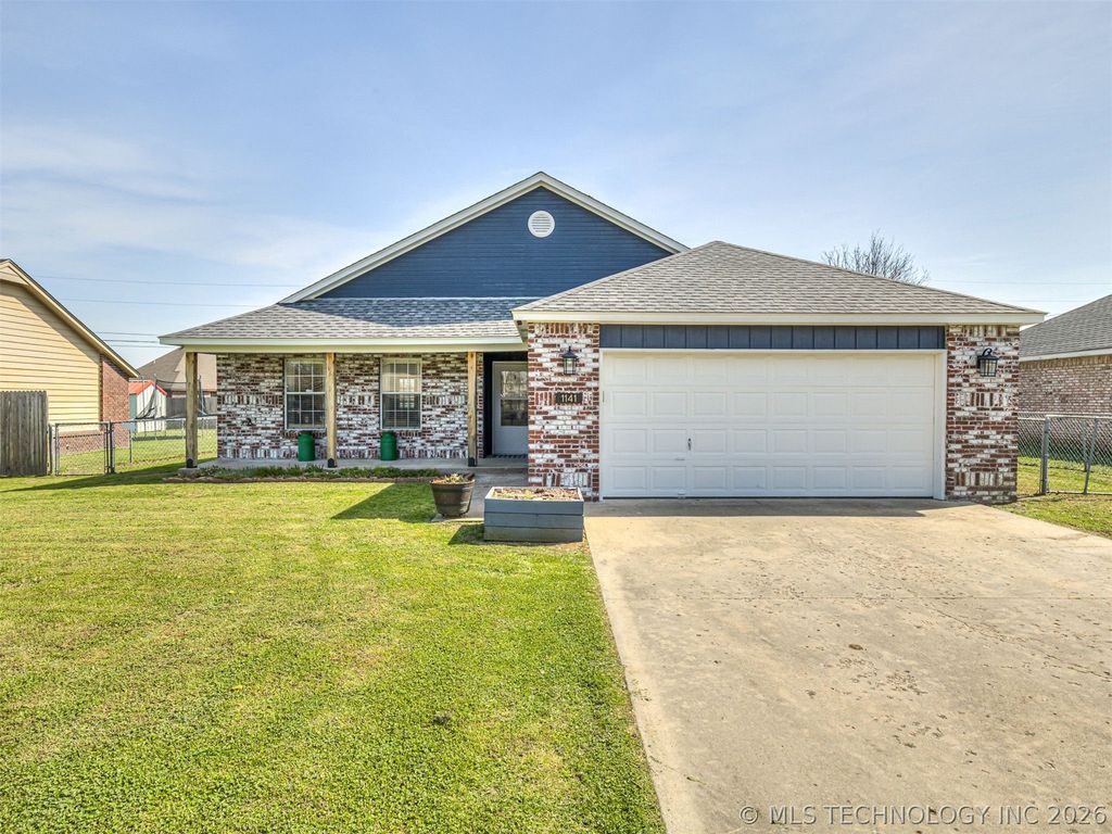 1141 Haynie Street, Skiatook, OK 74070