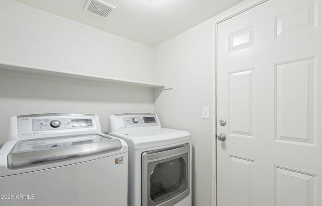 528 S SUNRISE Drive, Gilbert, AZ 85233