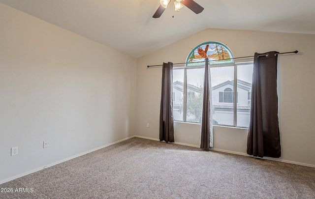 528 S SUNRISE Drive, Gilbert, AZ 85233