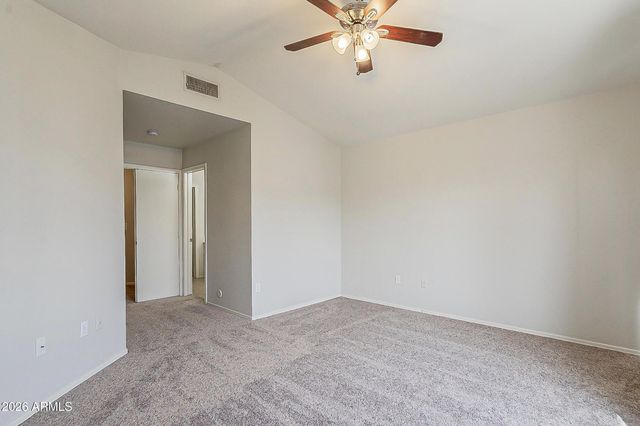 528 S SUNRISE Drive, Gilbert, AZ 85233