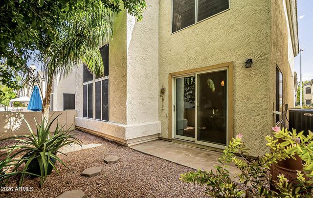 528 S SUNRISE Drive, Gilbert, AZ 85233