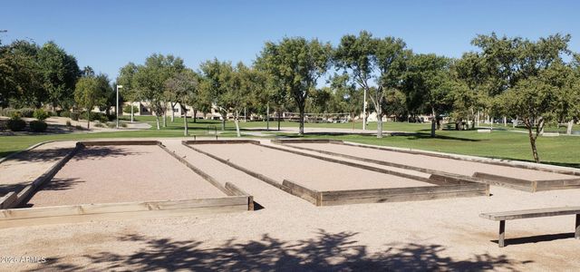 528 S SUNRISE Drive, Gilbert, AZ 85233