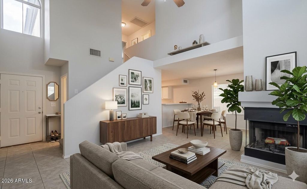 528 S SUNRISE Drive, Gilbert, AZ 85233