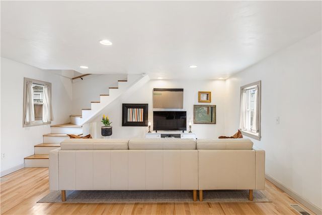 27 Padelford Street, Providence, RI 02906