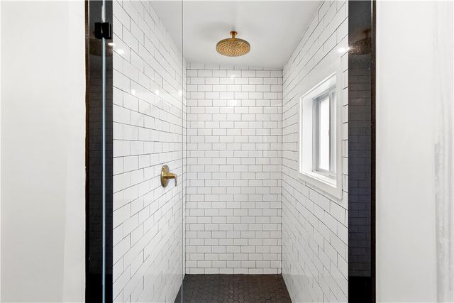 27 Padelford Street, Providence, RI 02906