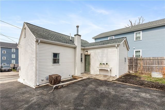 27 Padelford Street, Providence, RI 02906