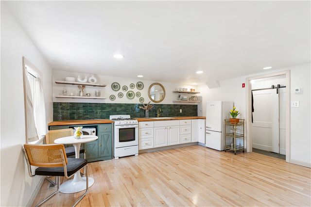 27 Padelford Street, Providence, RI 02906