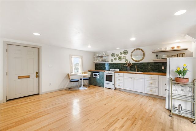 27 Padelford Street, Providence, RI 02906