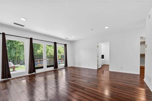13047 Dickens Street, Studio City, CA 91604