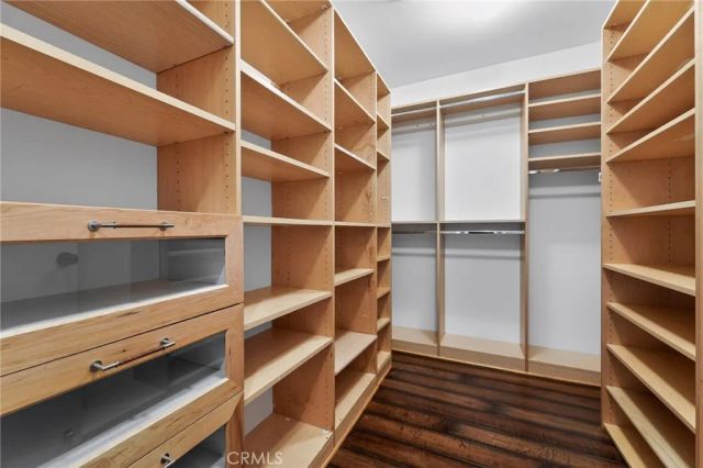 13047 Dickens Street, Studio City, CA 91604