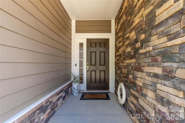 15706 Aviary Orchard Way, Charlotte, NC 28278