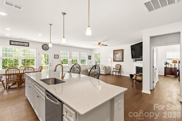 15706 Aviary Orchard Way, Charlotte, NC 28278