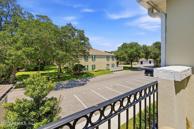 86 JARDIN DE MER Place 86, Jacksonville Beach, FL 32250