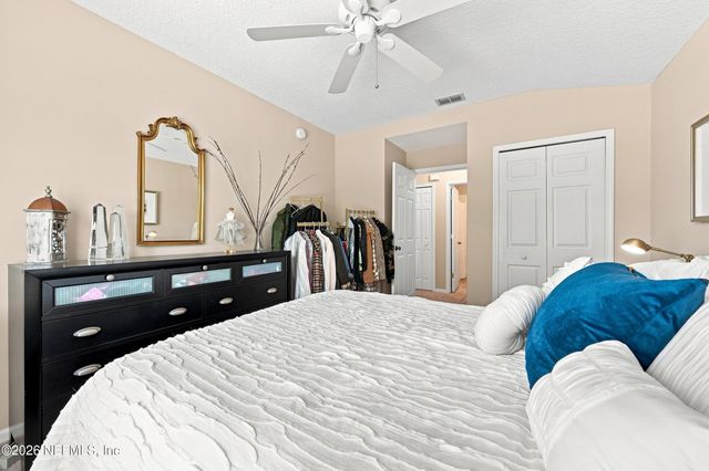 86 JARDIN DE MER Place 86, Jacksonville Beach, FL 32250