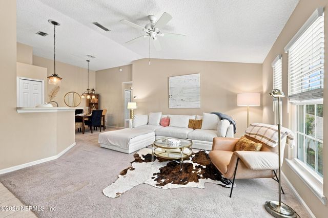 86 JARDIN DE MER Place 86, Jacksonville Beach, FL 32250