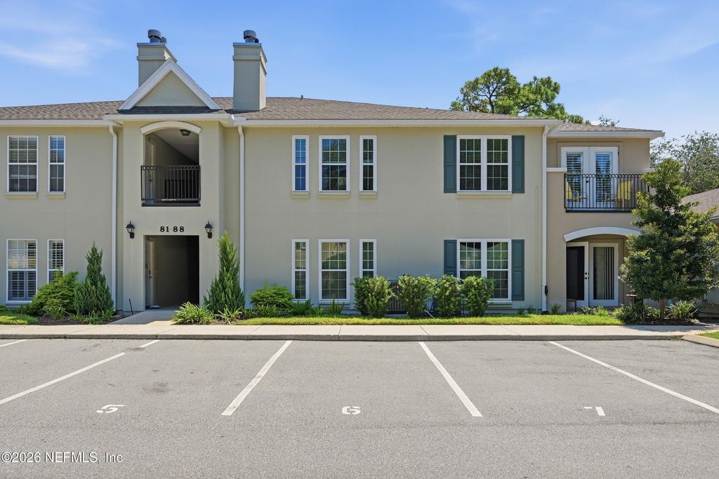 86 JARDIN DE MER Place 86, Jacksonville Beach, FL 32250
