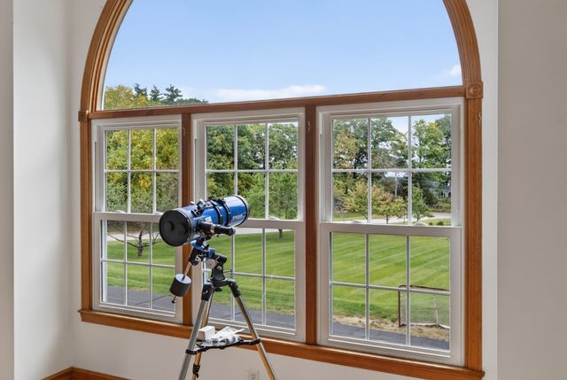 2 Orion Road, Pepperell, MA 01463