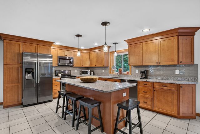 2 Orion Road, Pepperell, MA 01463