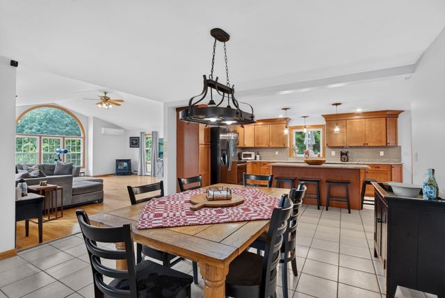 2 Orion Road, Pepperell, MA 01463