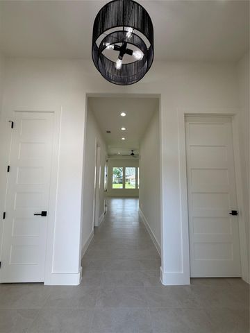 234 Candlelight Lane, Livingston, TX 77351