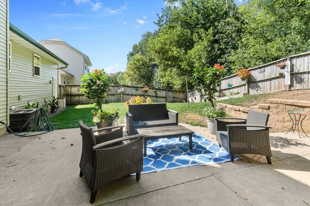 379 Wheelock Parkway E, Saint Paul, MN 55130