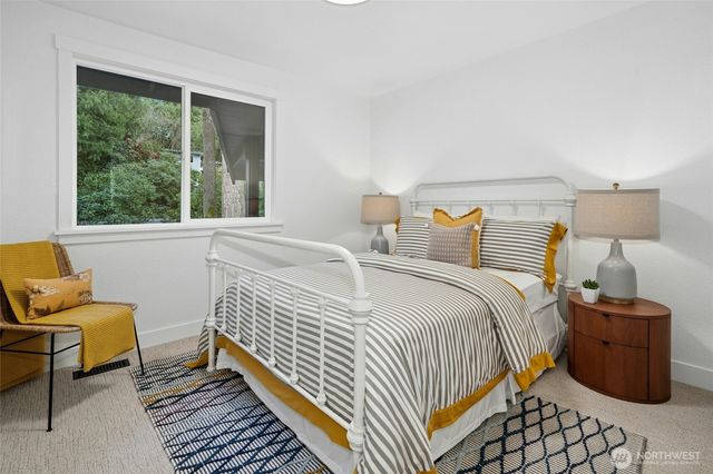 145 Mt Pilchuck Avenue SW, Issaquah, WA 98027