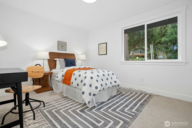 145 Mt Pilchuck Avenue SW, Issaquah, WA 98027