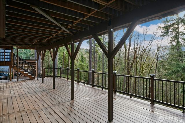 145 Mt Pilchuck Avenue SW, Issaquah, WA 98027