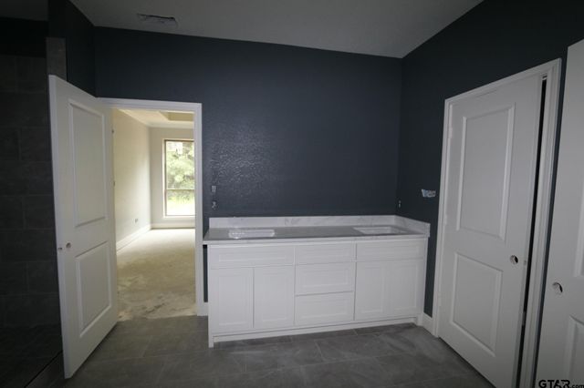 11941 Gillian Court, Tyler, TX 75703