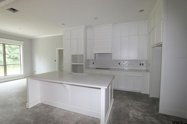 11941 Gillian Court, Tyler, TX 75703