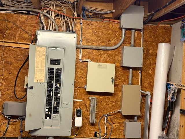 441 W Unity Road, Claremont, NH 03743