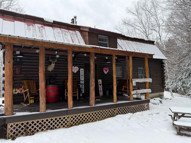 441 W Unity Road, Claremont, NH 03743