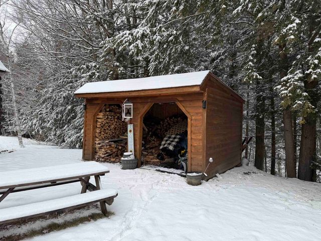 441 W Unity Road, Claremont, NH 03743