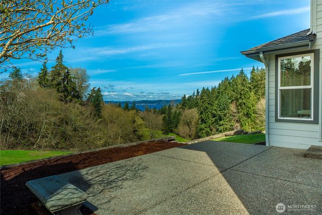 31425 36th Avenue SW, Federal Way, WA 98023