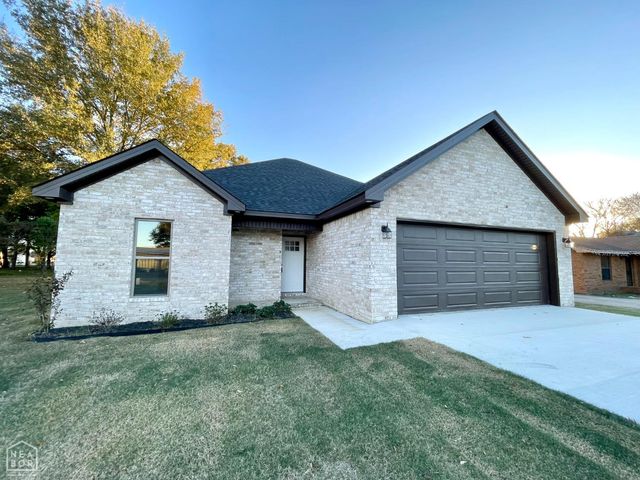 231 Flossie, Trumann, AR 72472