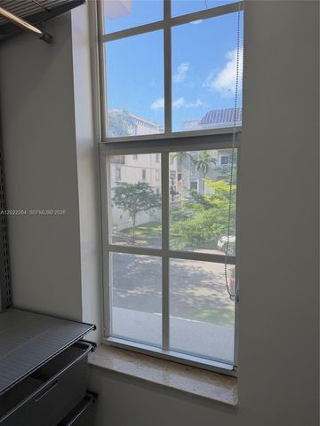 115 Mendoza Ave 201, Coral Gables, FL 33134
