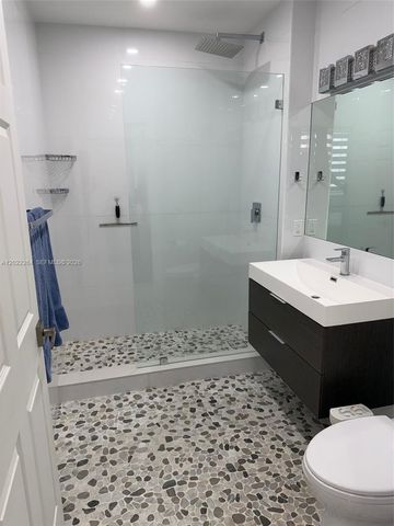 115 Mendoza Ave 201, Coral Gables, FL 33134