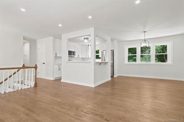 6 Vanessa Lane, Staatsburg, NY 12580