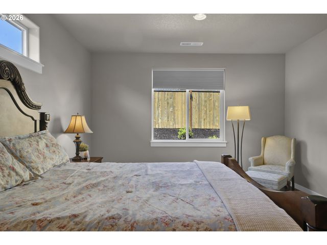 2507 SAN PEDRO Ave Nw, Albany, OR 97321
