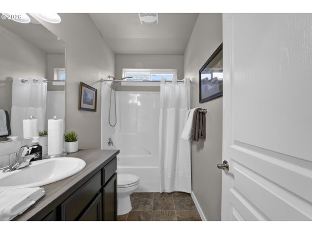 2507 SAN PEDRO Ave Nw, Albany, OR 97321
