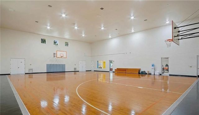 430 SOUTHERN PECAN CIRCLE 101, Winter Garden, FL 34787