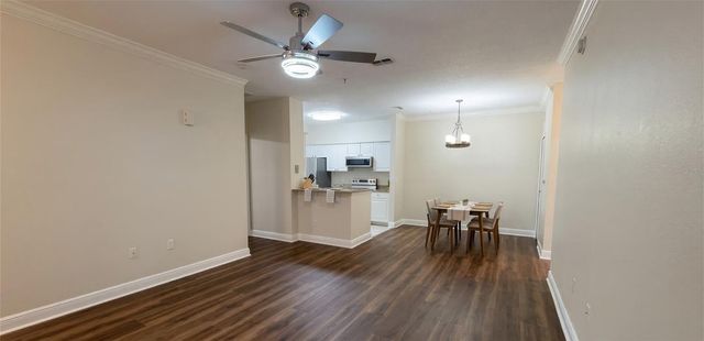 430 SOUTHERN PECAN CIRCLE 101, Winter Garden, FL 34787