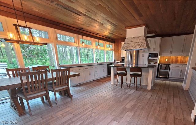 7700 Webster Road, Middleburg Heights, OH 44130