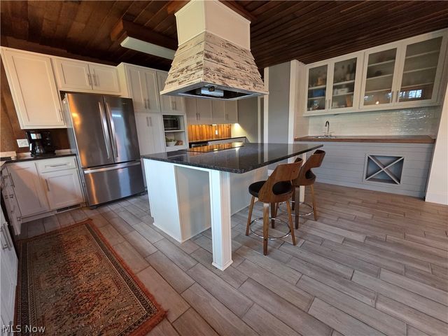 7700 Webster Road, Middleburg Heights, OH 44130