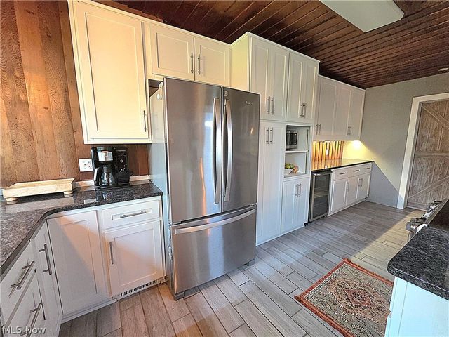 7700 Webster Road, Middleburg Heights, OH 44130