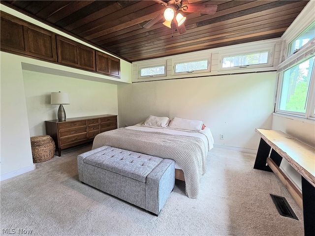 7700 Webster Road, Middleburg Heights, OH 44130