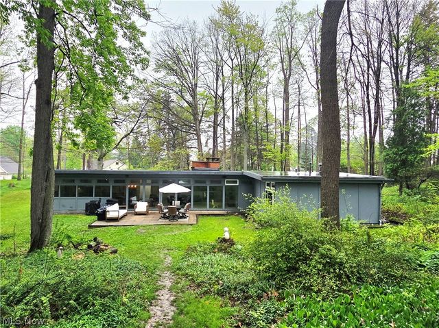 7700 Webster Road, Middleburg Heights, OH 44130