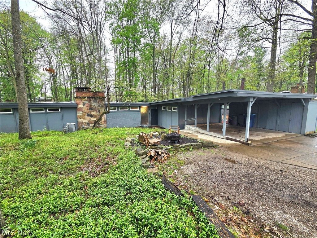 7700 Webster Road, Middleburg Heights, OH 44130