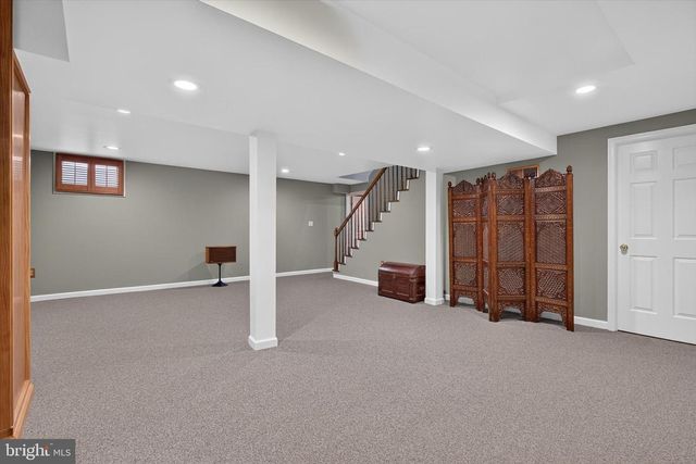 1022 CHELMSFORD DR, Mechanicsburg, PA 17050