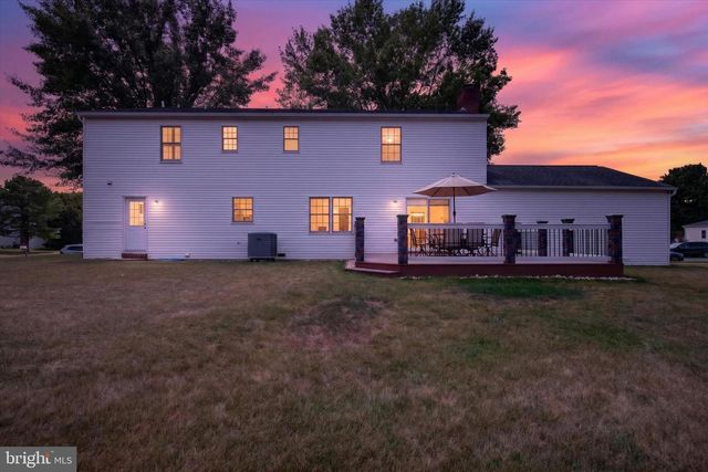 1022 CHELMSFORD DR, Mechanicsburg, PA 17050